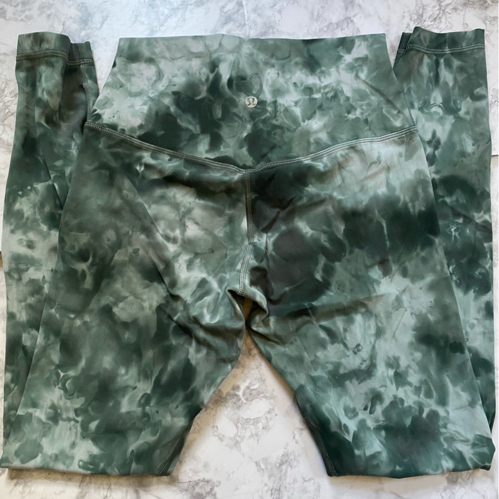 ALIGN LULULEMON SIZE 6